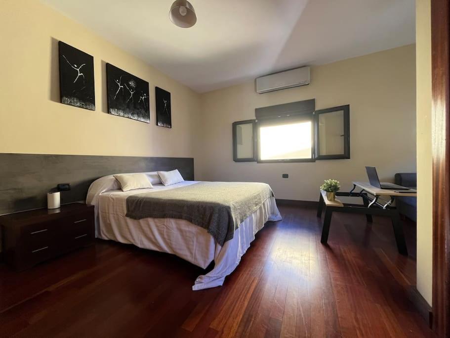 Casa Con Piscina En El Centro Villa Los Llanos De Aridane Bagian luar foto