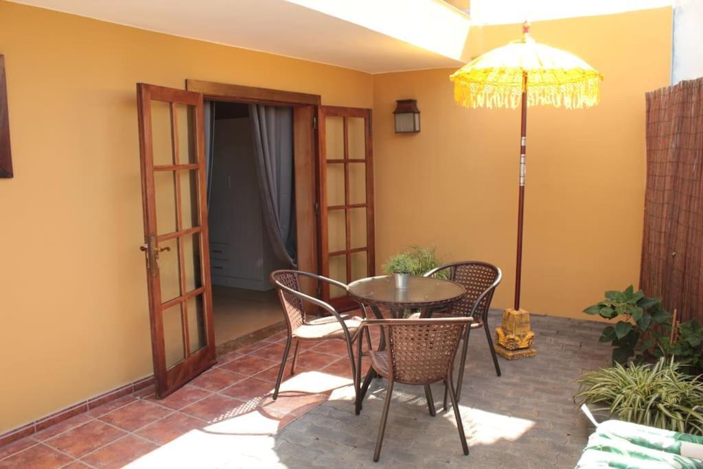 Casa Con Piscina En El Centro Villa Los Llanos De Aridane Bagian luar foto
