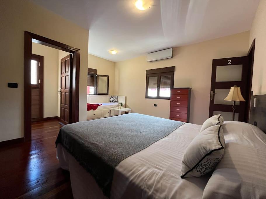 Casa Con Piscina En El Centro Villa Los Llanos De Aridane Bagian luar foto